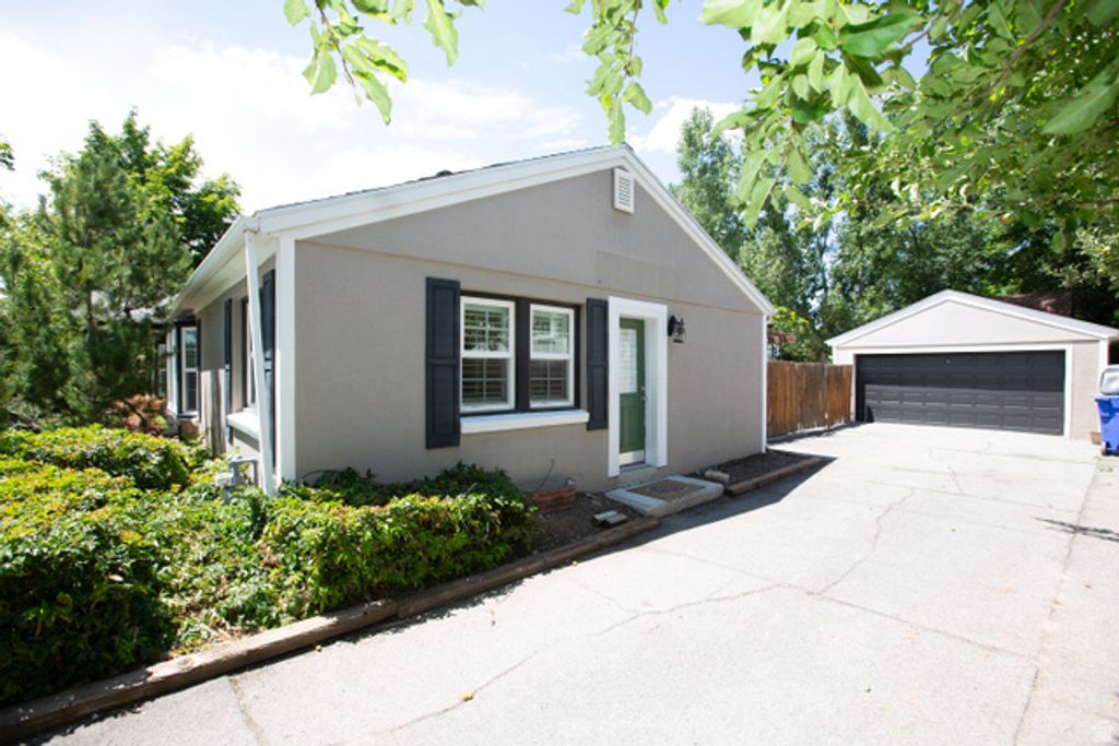 2651 E LINCOLN LN, Holladay, UT 84124 — photo 4