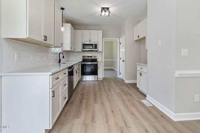 1072 Loop Road, Clayton, NC 27527