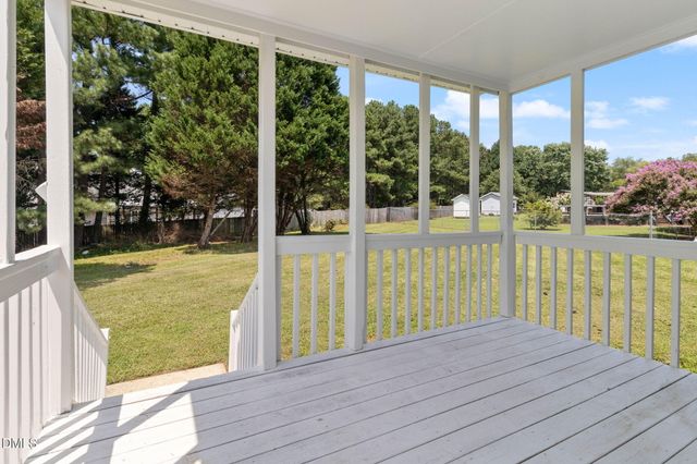 1072 Loop Road, Clayton, NC 27527