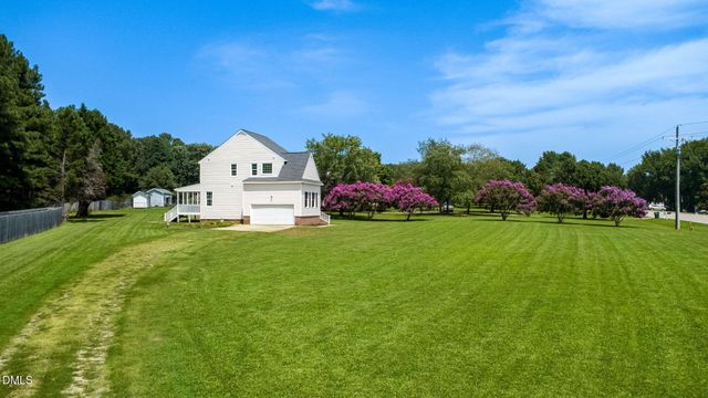 1072 Loop Road, Clayton, NC 27527