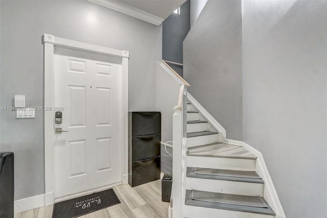 6089 Savannah Way, Lake Worth, FL 33463