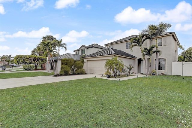 6089 Savannah Way, Lake Worth, FL 33463