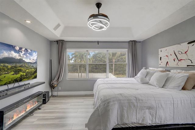 6089 Savannah Way, Lake Worth, FL 33463