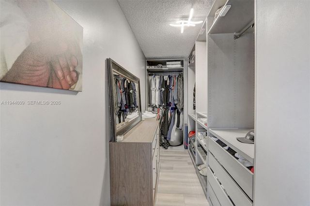 6089 Savannah Way, Lake Worth, FL 33463