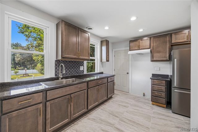 324 Carlton Street, Buffalo, NY 14204