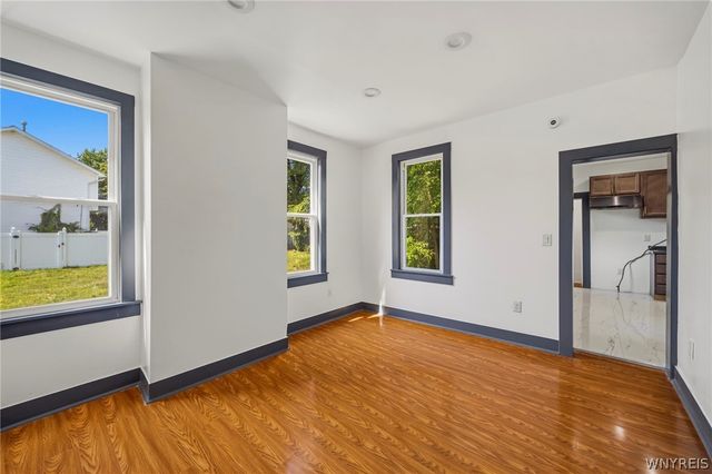 324 Carlton Street, Buffalo, NY 14204