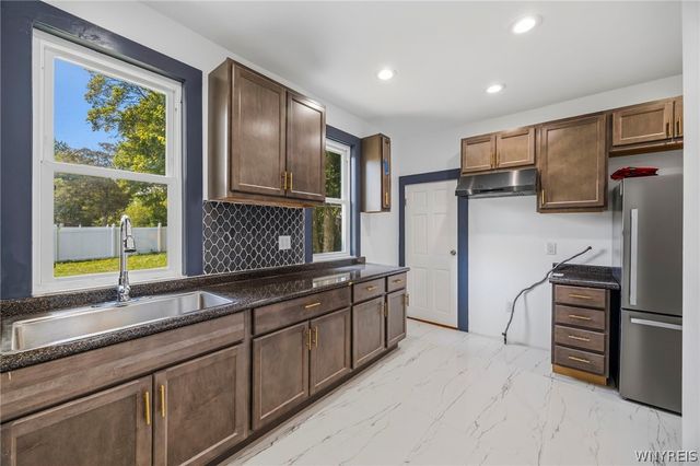 324 Carlton Street, Buffalo, NY 14204