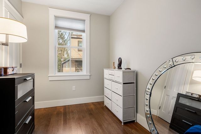 4 Brattle Cir. 4, Cambridge, MA 02138