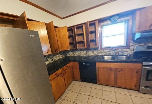 127 Plantation Drive, New Iberia, LA 70563