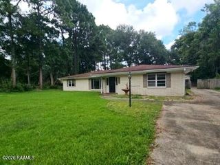 127 Plantation Drive, New Iberia, LA 70563