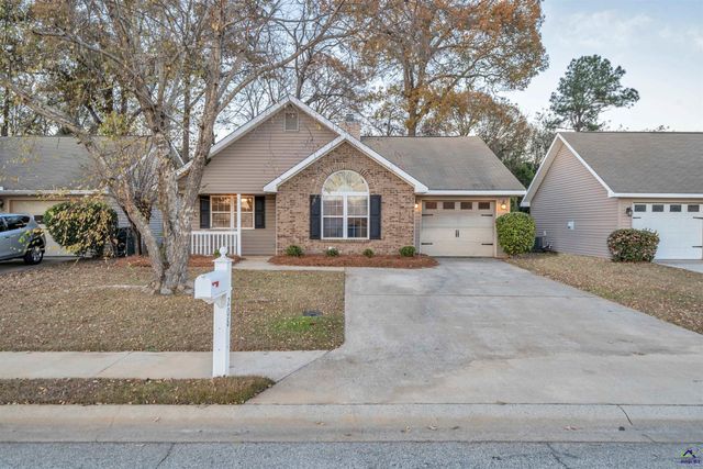 208 Antler Trail, Warner Robins, GA 31088