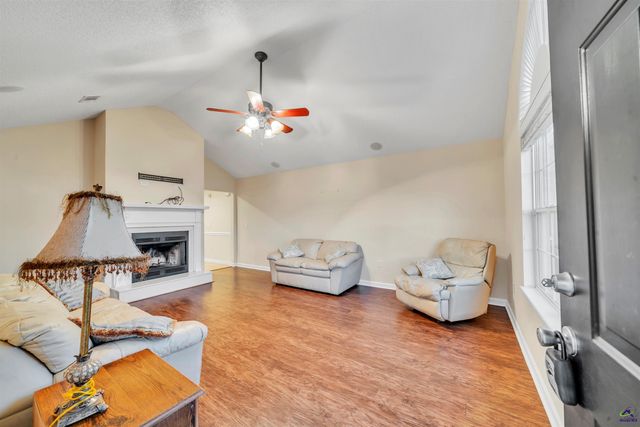 208 Antler Trail, Warner Robins, GA 31088