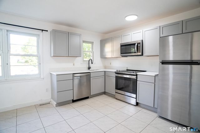 99 Ridge Road 7, Naugatuck, CT 06770