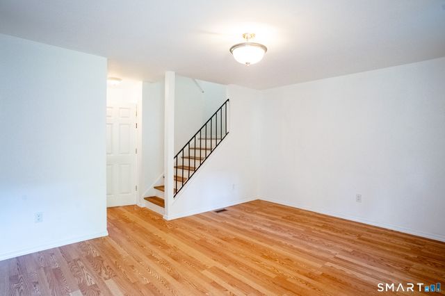 99 Ridge Road 7, Naugatuck, CT 06770