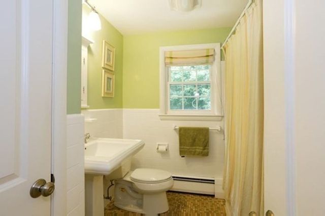 80 Adams St, Lexington, MA 02420