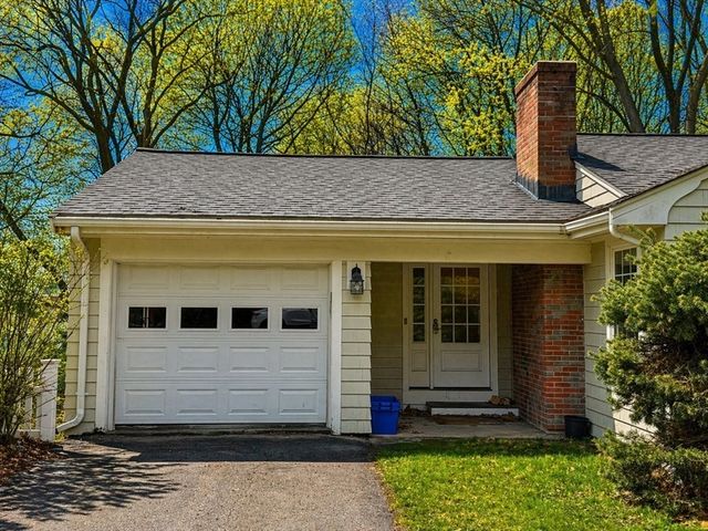 80 Adams St, Lexington, MA 02420