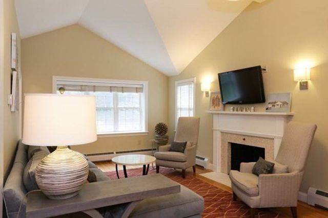 80 Adams St, Lexington, MA 02420