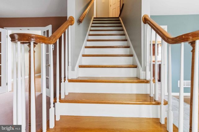 1221 JILL DR, Hummelstown, PA 17036