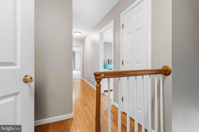 1221 JILL DR, Hummelstown, PA 17036