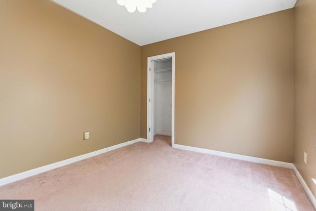 1221 JILL DR, Hummelstown, PA 17036