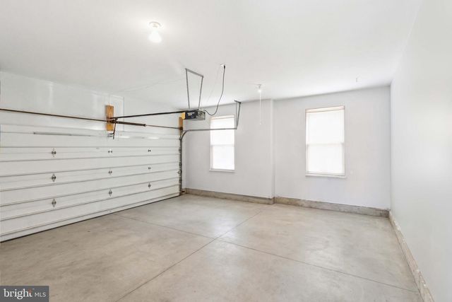1221 JILL DR, Hummelstown, PA 17036