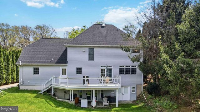 1221 JILL DR, Hummelstown, PA 17036