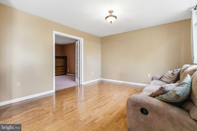 1221 JILL DR, Hummelstown, PA 17036