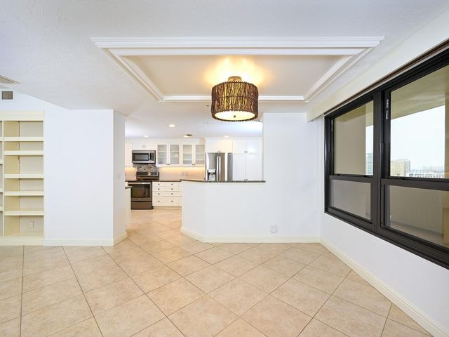 1255 N GULFSTREAM AVENUE 1106, Sarasota, FL 34236