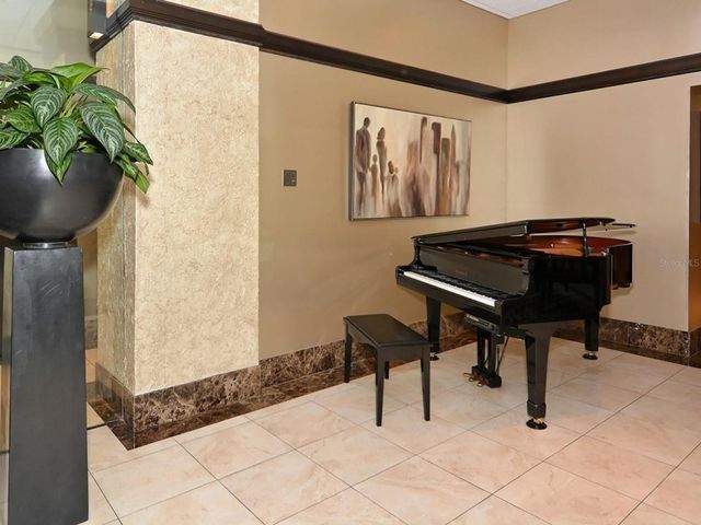 1255 N GULFSTREAM AVENUE 1106, Sarasota, FL 34236