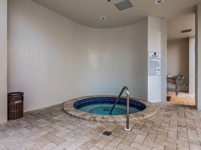 1255 N GULFSTREAM AVENUE 1106, Sarasota, FL 34236