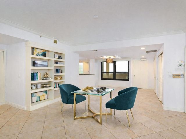 1255 N GULFSTREAM AVENUE 1106, Sarasota, FL 34236