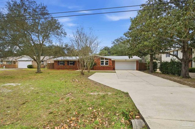 201 S Sunset Blvd, Gulf Breeze, FL 32561