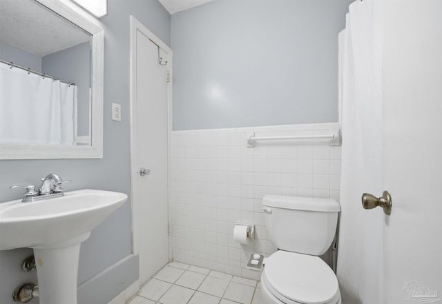 201 S Sunset Blvd, Gulf Breeze, FL 32561