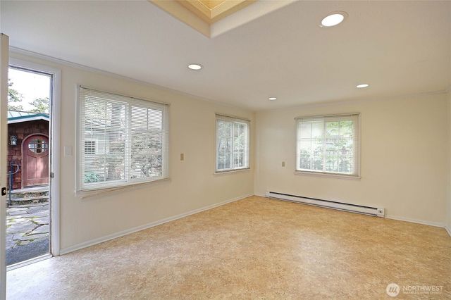 386 Shore Drive, Camano Island, WA 98282