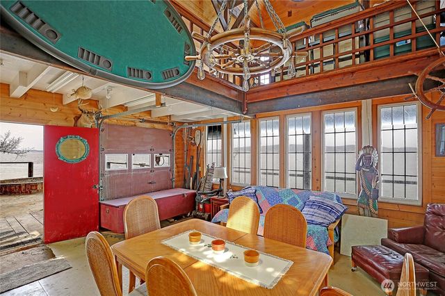 386 Shore Drive, Camano Island, WA 98282
