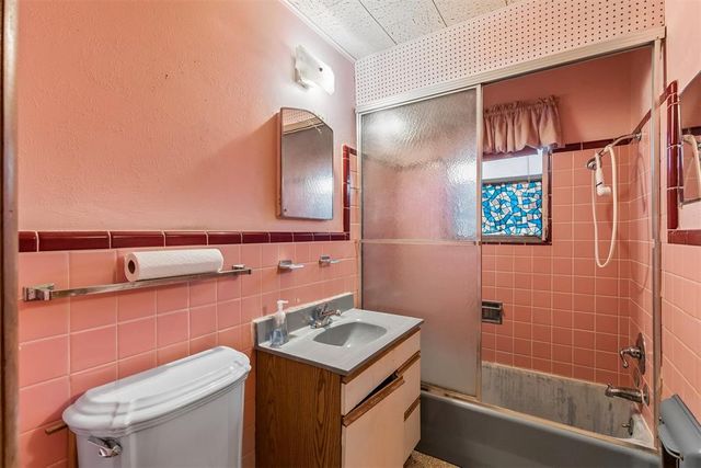 8 Burk Way, Del City, OK 73115