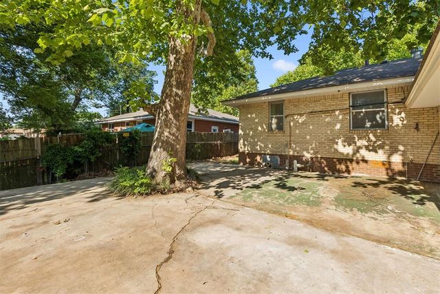 8 Burk Way, Del City, OK 73115