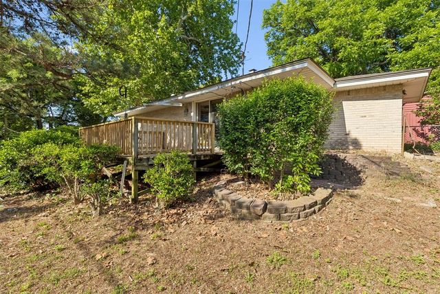 8 Burk Way, Del City, OK 73115