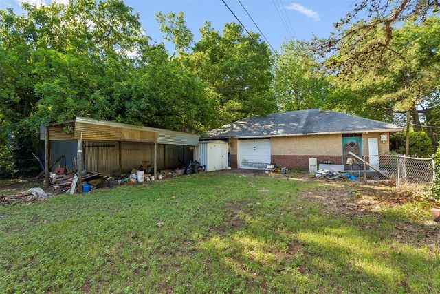 8 Burk Way, Del City, OK 73115