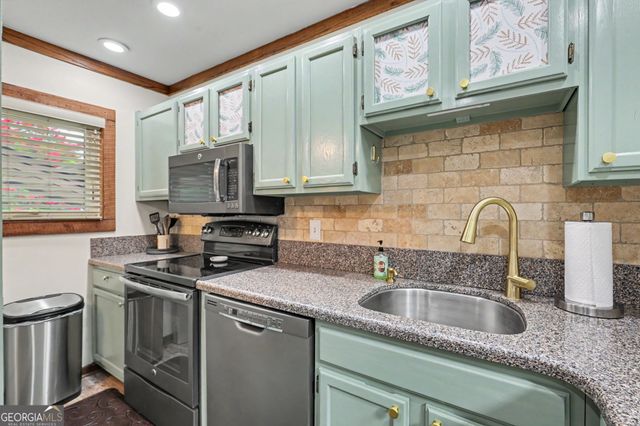 251 Shakespeare Drive 329, Clayton, GA 30525