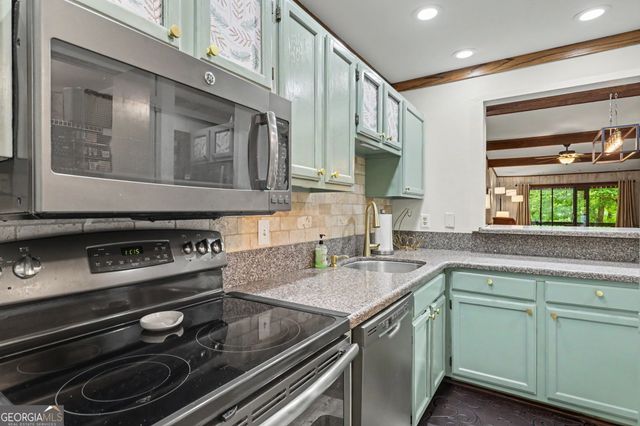 251 Shakespeare Drive 329, Clayton, GA 30525