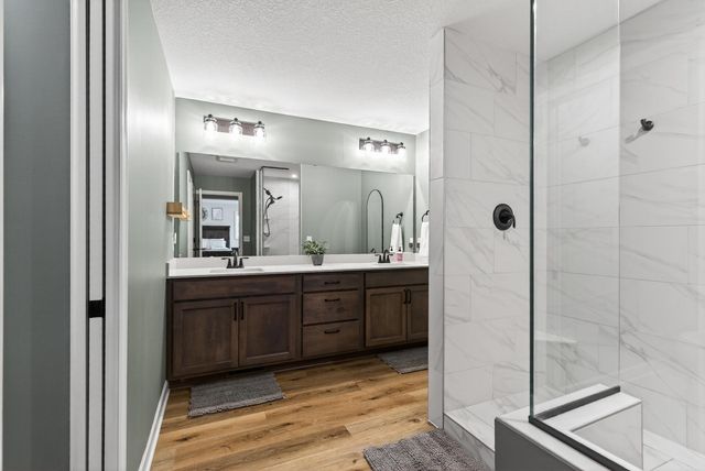 6600 Bracken Drive, Minnetrista, MN 55331