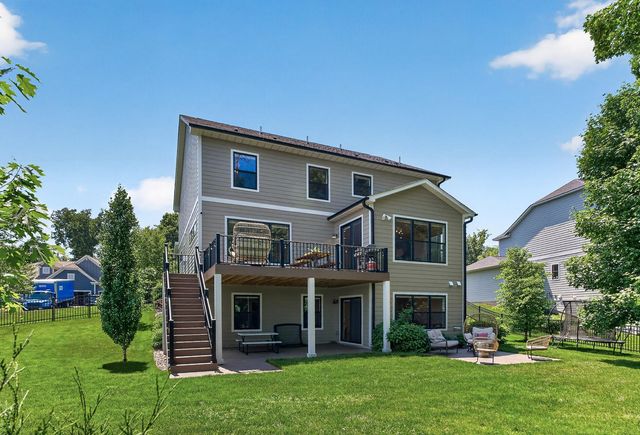 6600 Bracken Drive, Minnetrista, MN 55331