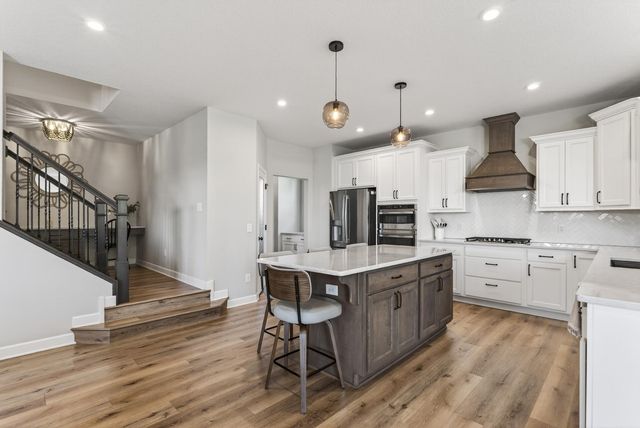 6600 Bracken Drive, Minnetrista, MN 55331