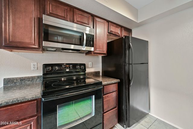 8543 E BELLEVIEW Street, Scottsdale, AZ 85257