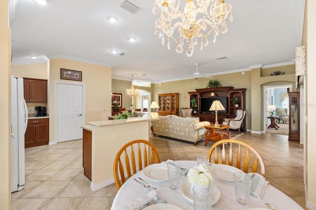 933 FOLKSTONE WAY, The Villages, FL 32162