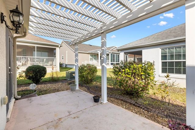 933 FOLKSTONE WAY, The Villages, FL 32162