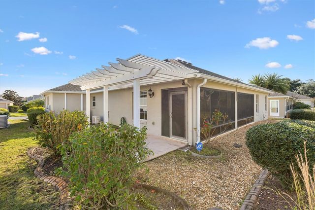 933 FOLKSTONE WAY, The Villages, FL 32162