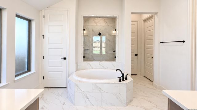 430 Cleveland Way, New Braunfels, TX 78130