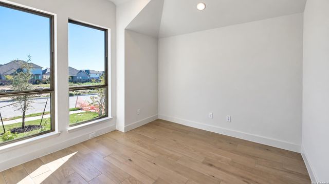 430 Cleveland Way, New Braunfels, TX 78130